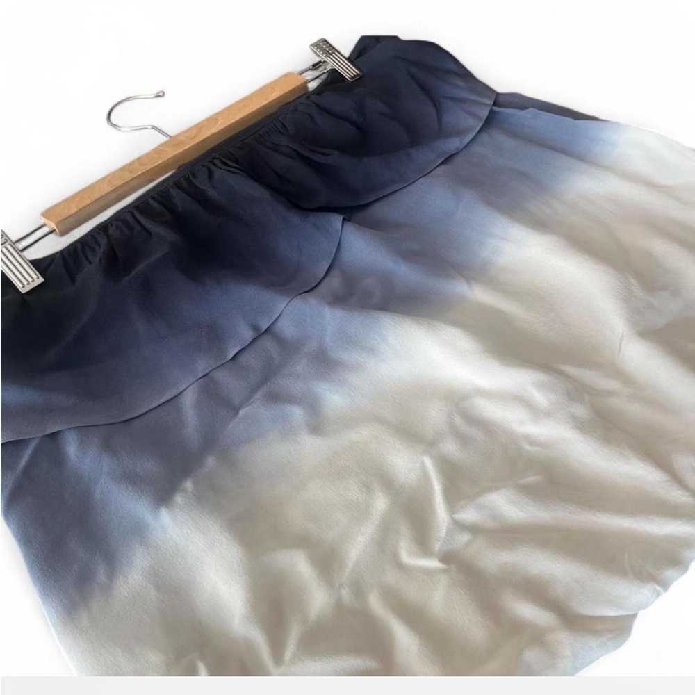 Gemma Elegant 100% silk Ombre strapless Blouse size medium in good condition